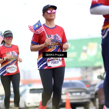 Runner Photo 6012372