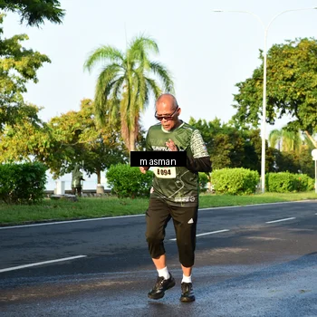 Runner Photo 6012377