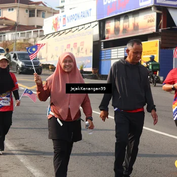 Runner Photo 6012397