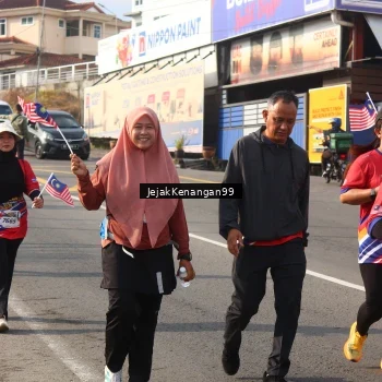 Runner Photo 6012406
