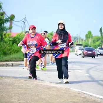 Runner Photo 6012407