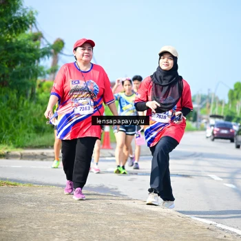 Runner Photo 6012408