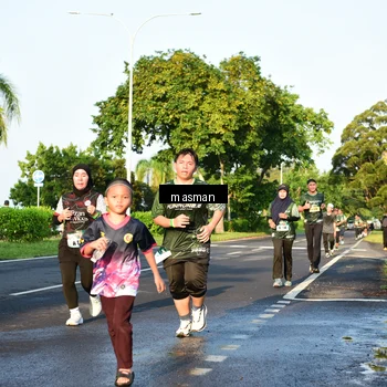 Runner Photo 6012421