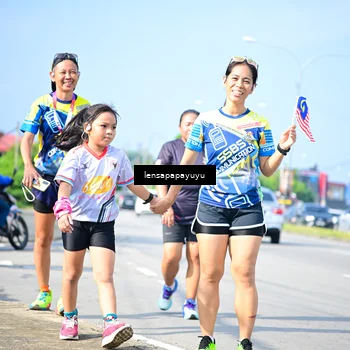 Runner Photo 6012423