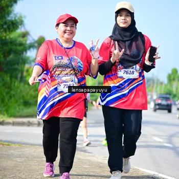 Runner Photo 6012431