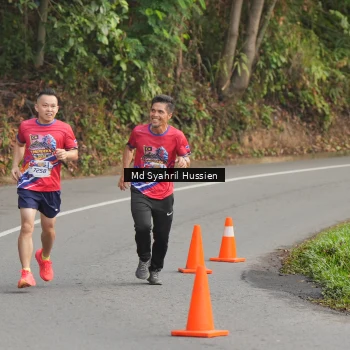 Runner Photo 6012432
