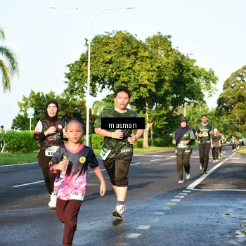 Runner Photo 6012436