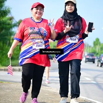 Runner Photo 6012437