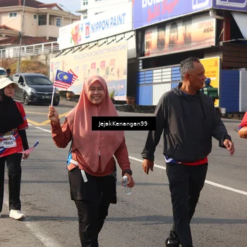 Runner Photo 6012446