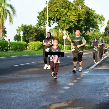 Runner Photo 6012458