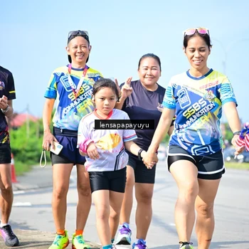 Runner Photo 6012462