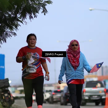Runner Photo 6012473