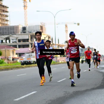 Runner Photo 6012512
