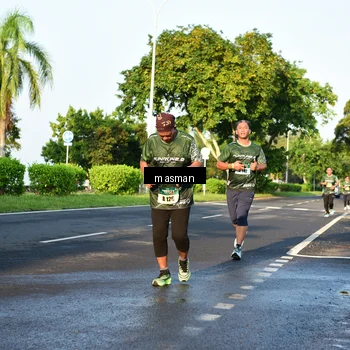Runner Photo 6012515