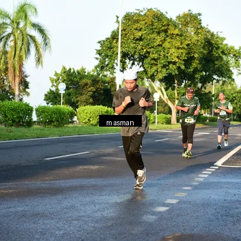 Runner Photo 6012525