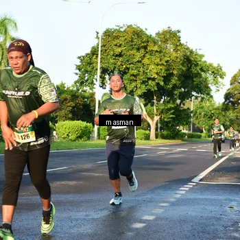 Runner Photo 6012526