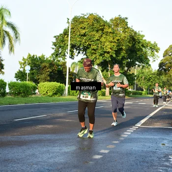 Runner Photo 6012528