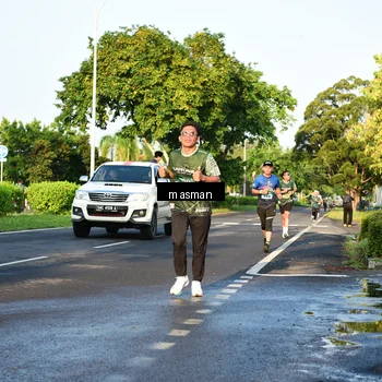 Runner Photo 6012558
