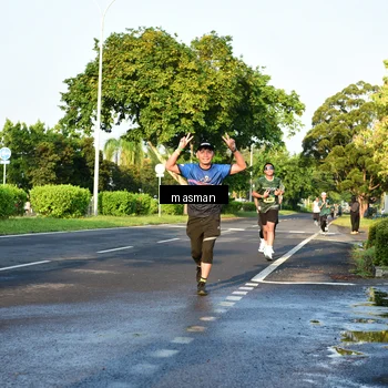 Runner Photo 6012566