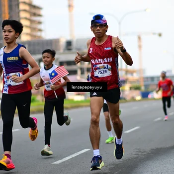 Runner Photo 6012573