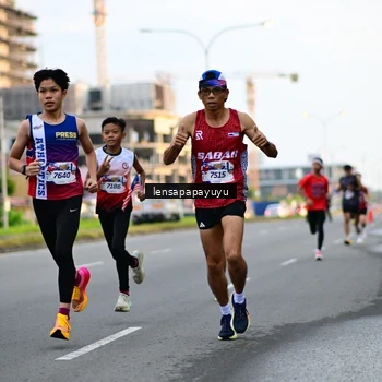 Runner Photo 6012579