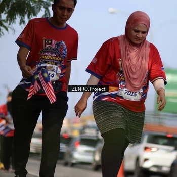Runner Photo 6012596