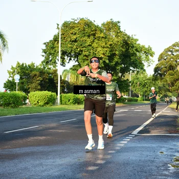 Runner Photo 6012603