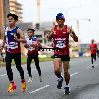 Runner Photo 6012610