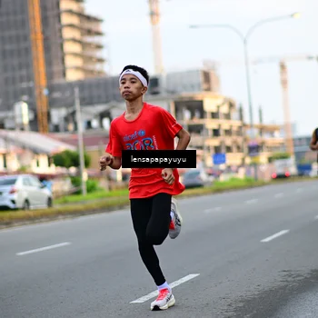 Runner Photo 6012612