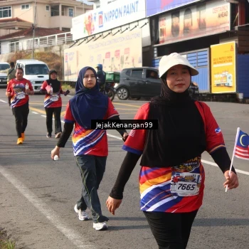 Runner Photo 6012623