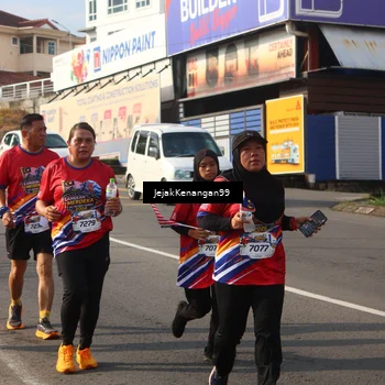 Runner Photo 6012659