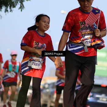 Runner Photo 6012669