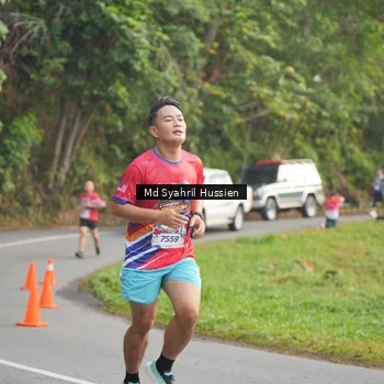 Runner Photo 6012675