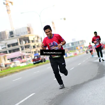 Runner Photo 6012685