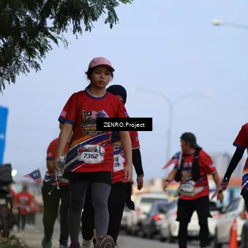 Runner Photo 6012738