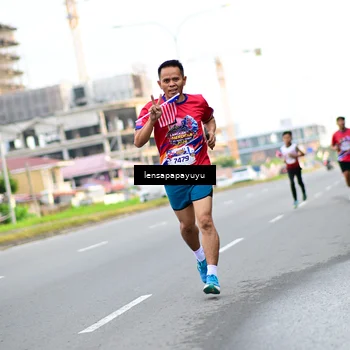 Runner Photo 6012751