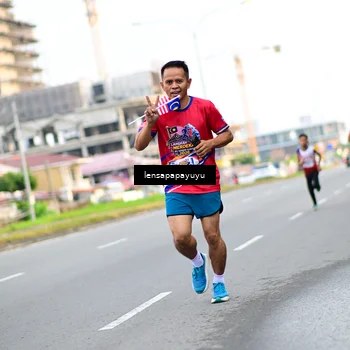 Runner Photo 6012756