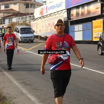 Runner Photo 6012758