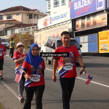 Runner Photo 6012759