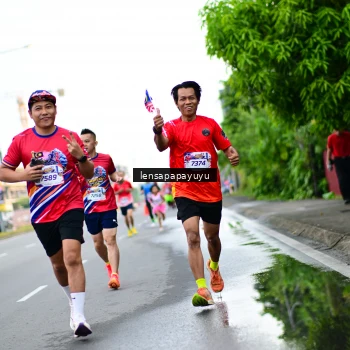 Runner Photo 6012778