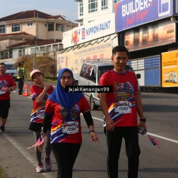 Runner Photo 6012786