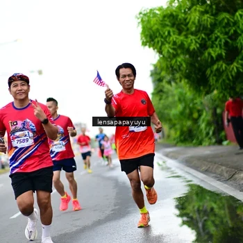Runner Photo 6012796
