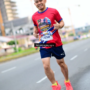 Runner Photo 6012801