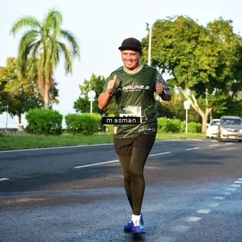 Runner Photo 6012817