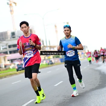 Runner Photo 6012833
