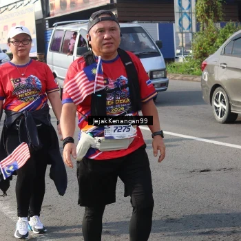 Runner Photo 6012835