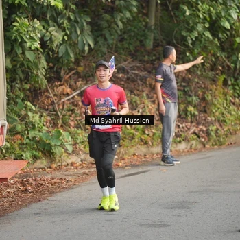 Runner Photo 6012847