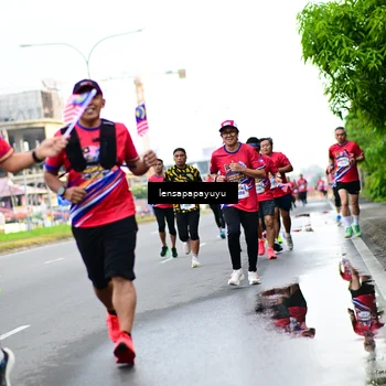 Runner Photo 6012857