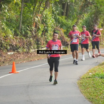 Runner Photo 6012865