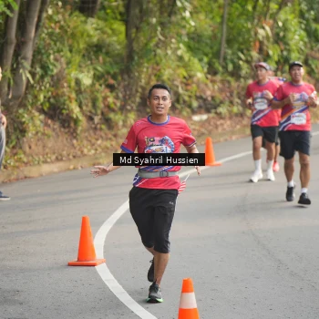 Runner Photo 6012873